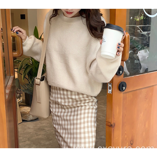 Loose Pullover Regular Sleeve Sweaters 2020 new design Women's short sweater Factory